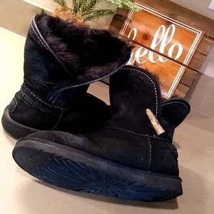 UGG ankle boots 🖤